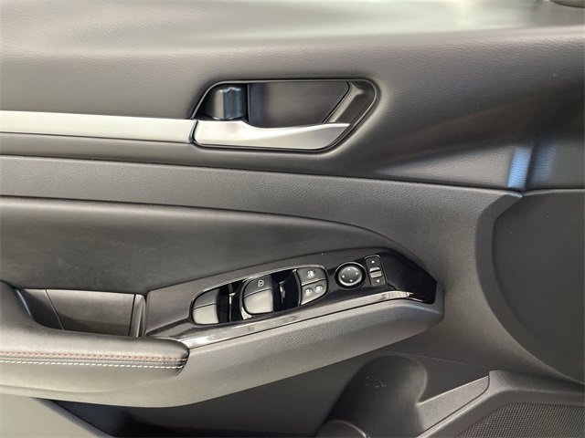 Certified 2024 Nissan Altima 2.0 SR image 22