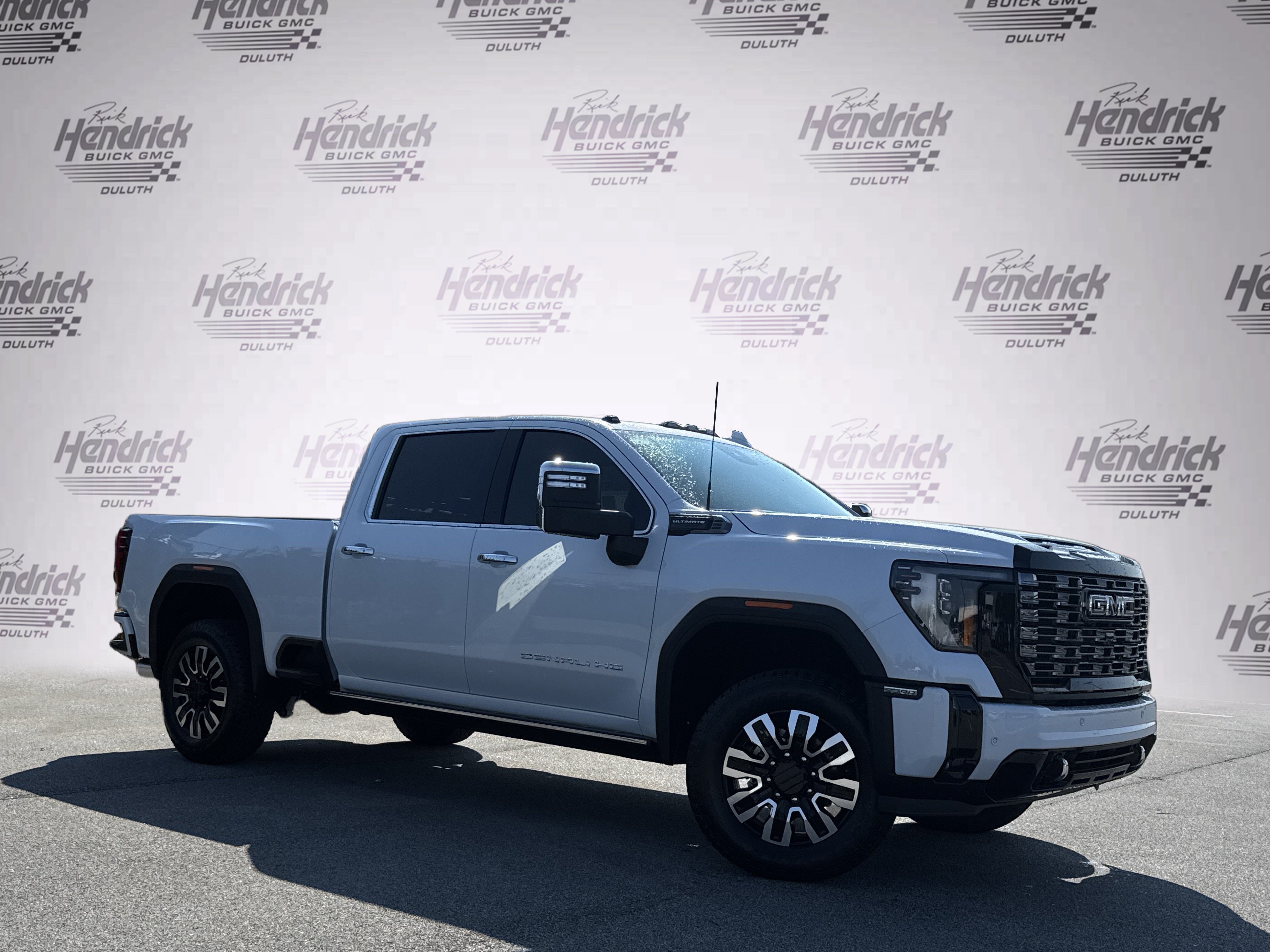 New 2026 GMC Sierra 2500 Denali Ultimate AWD/4WD image 2