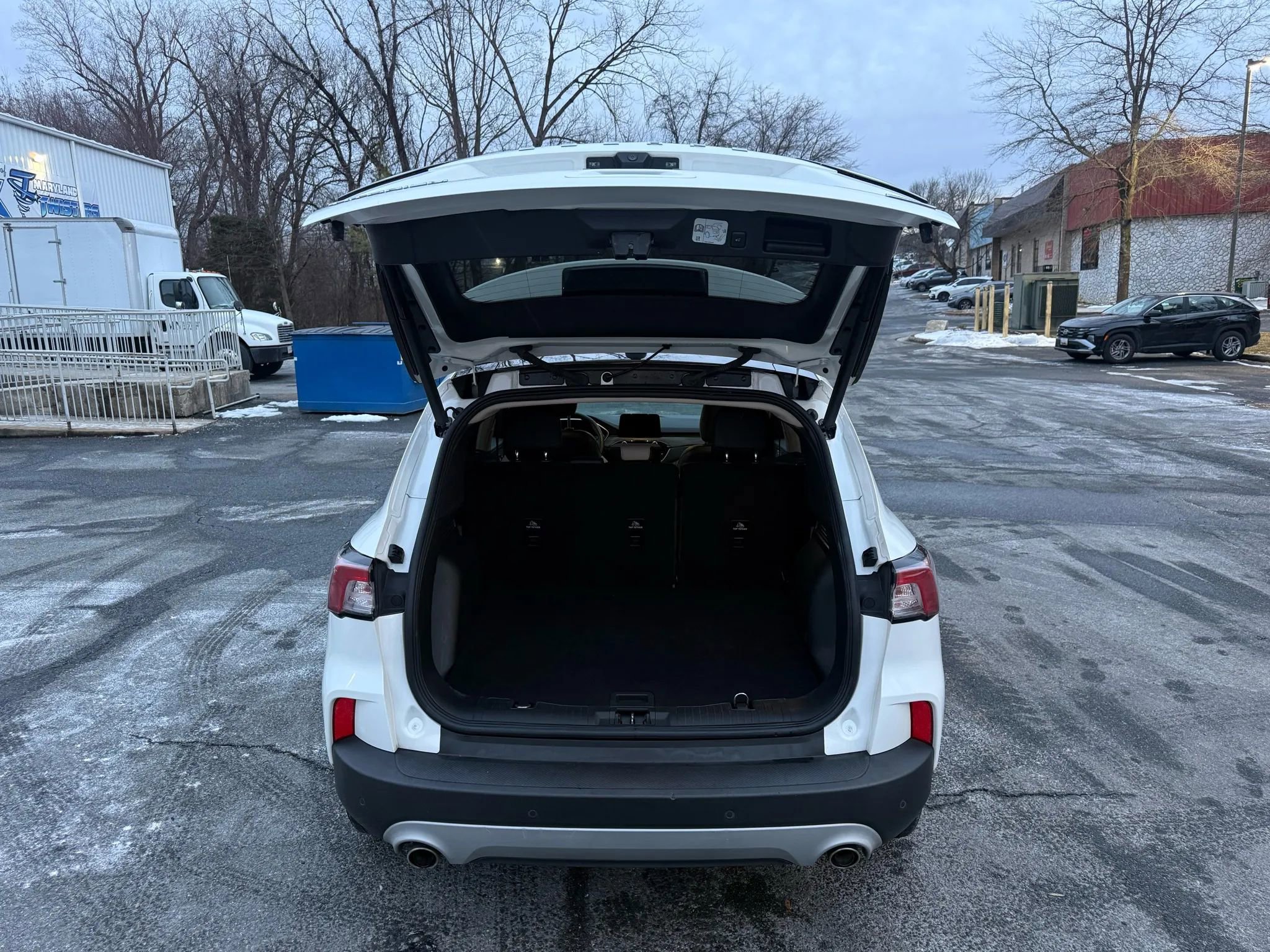 Used 2020 Ford Escape Titanium image 13