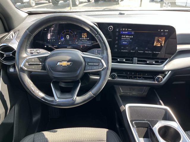 Used 2025 Chevrolet Equinox LT AWD/4WD image 10