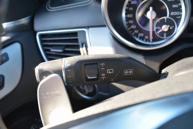 Used 2015 Mercedes-Benz ML 63 AMG 4MATIC image 40