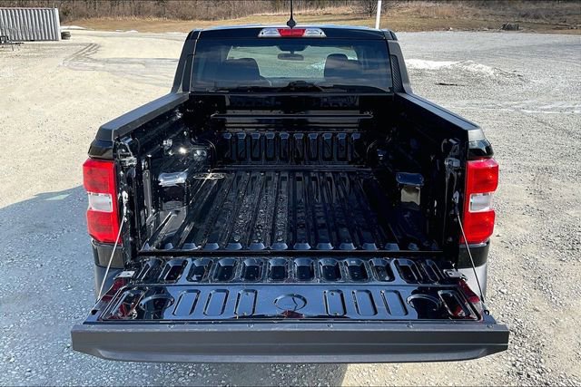 Used 2022 Ford Maverick XLT image 36