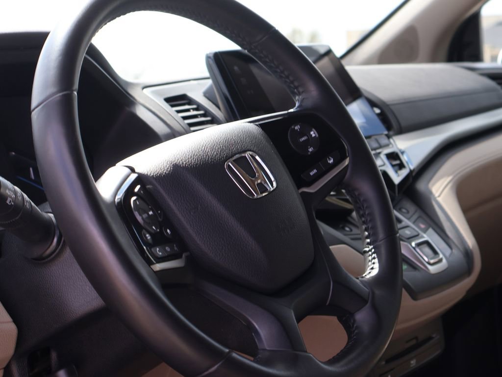 Used 2018 Honda Odyssey EX-L image 24