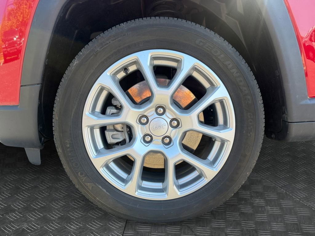 Used 2023 Jeep Compass Latitude AWD/4WD image 20