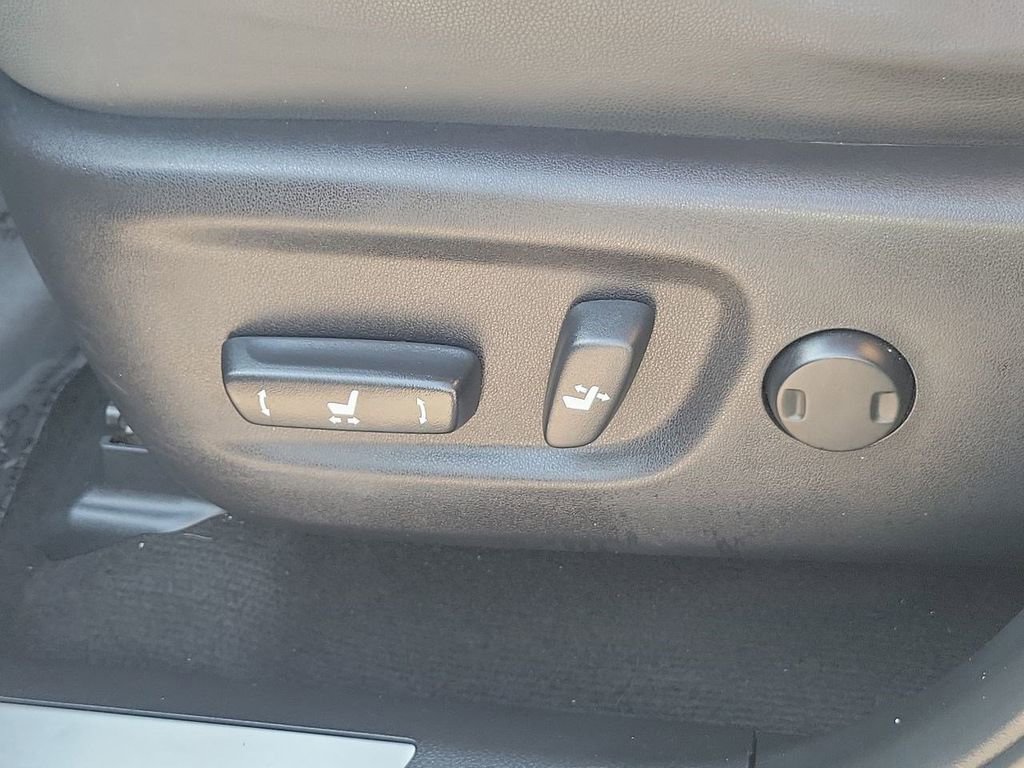 Used 2018 Lexus NX 300 FWD image 26