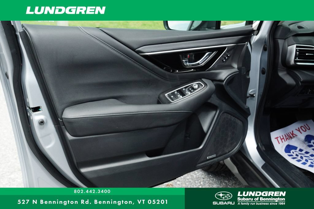 Used 2022 Subaru Outback Limited AWD/4WD image 9