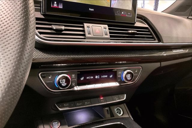 Certified 2024 Audi SQ5 Premium Plus w/ Premium Plus Package AWD/4WD image 32