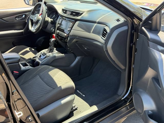 Certified 2020 Nissan Rogue S w/ Special Edition Package FWD image 25