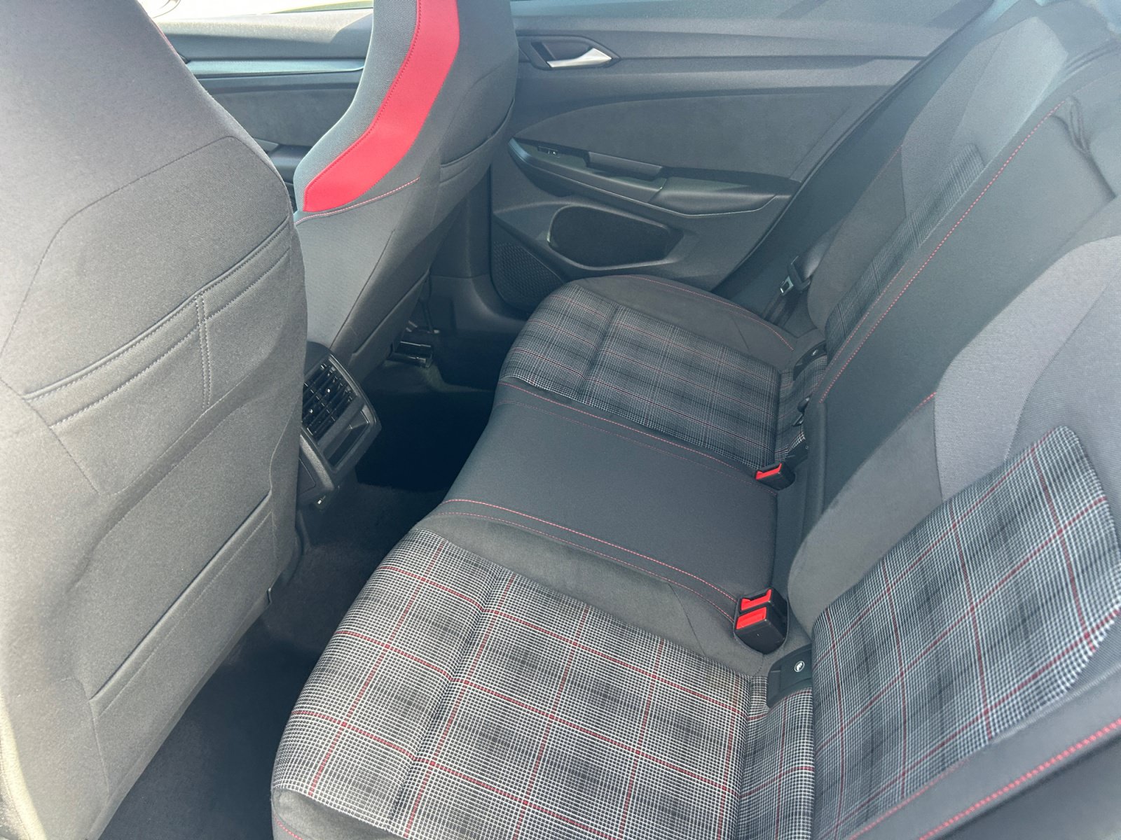 Certified 2024 Volkswagen GTI S FWD image 17