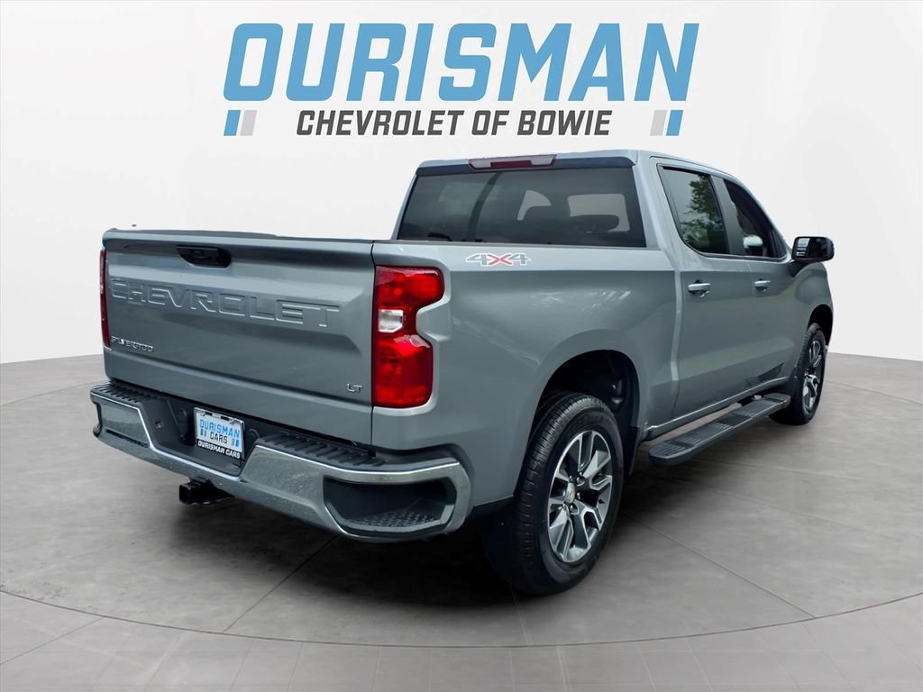 Used 2023 Chevrolet Silverado 1500 LT AWD/4WD image 3