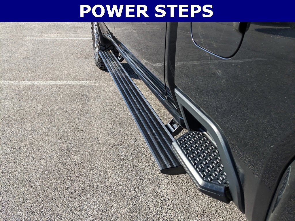 Used 2024 GMC Sierra 2500 Denali w/ Denali Reserve Package image 11