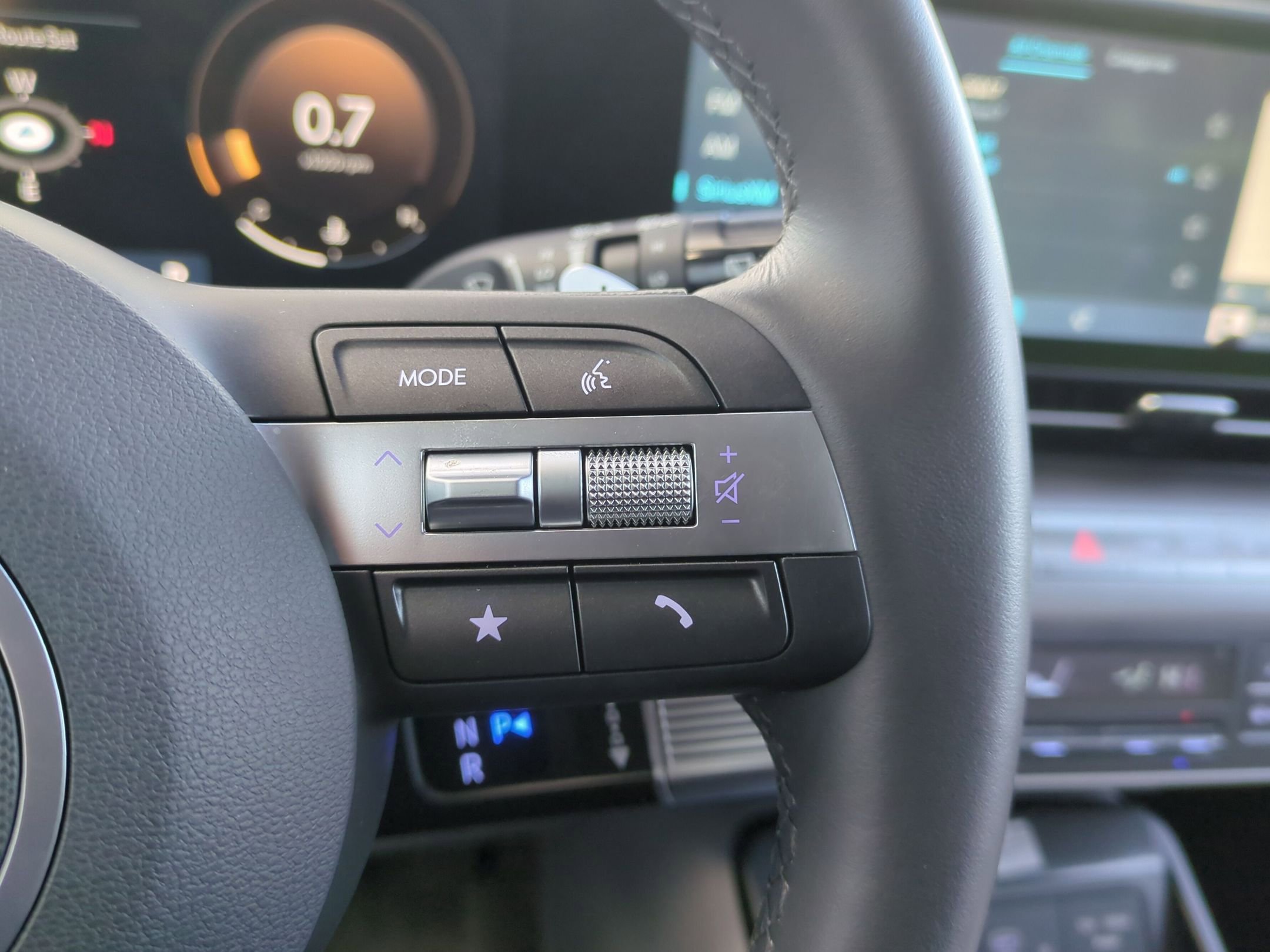 Certified 2025 Hyundai Kona SEL FWD image 25