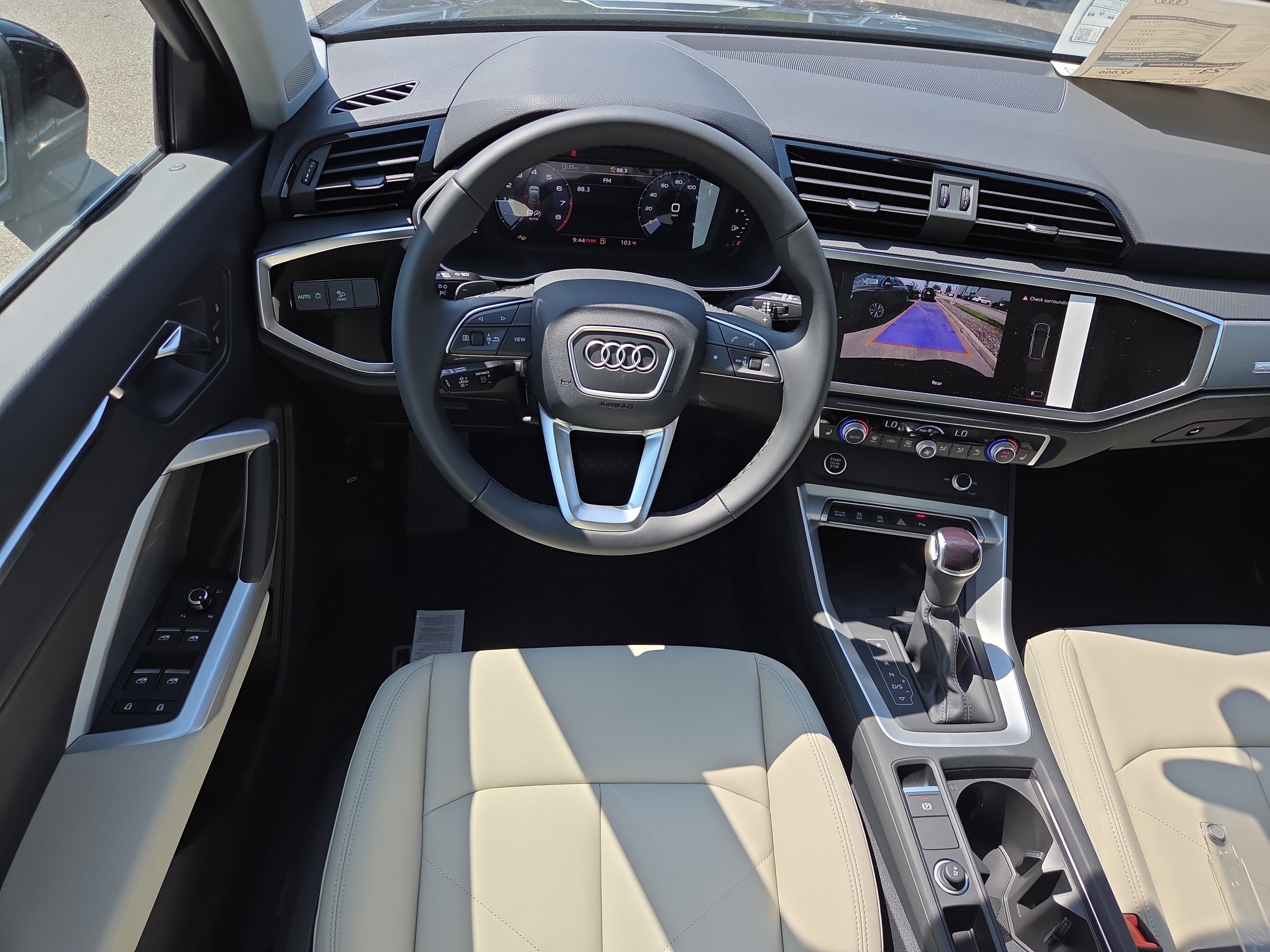 New 2025 Audi Q3 2.0T Premium image 8