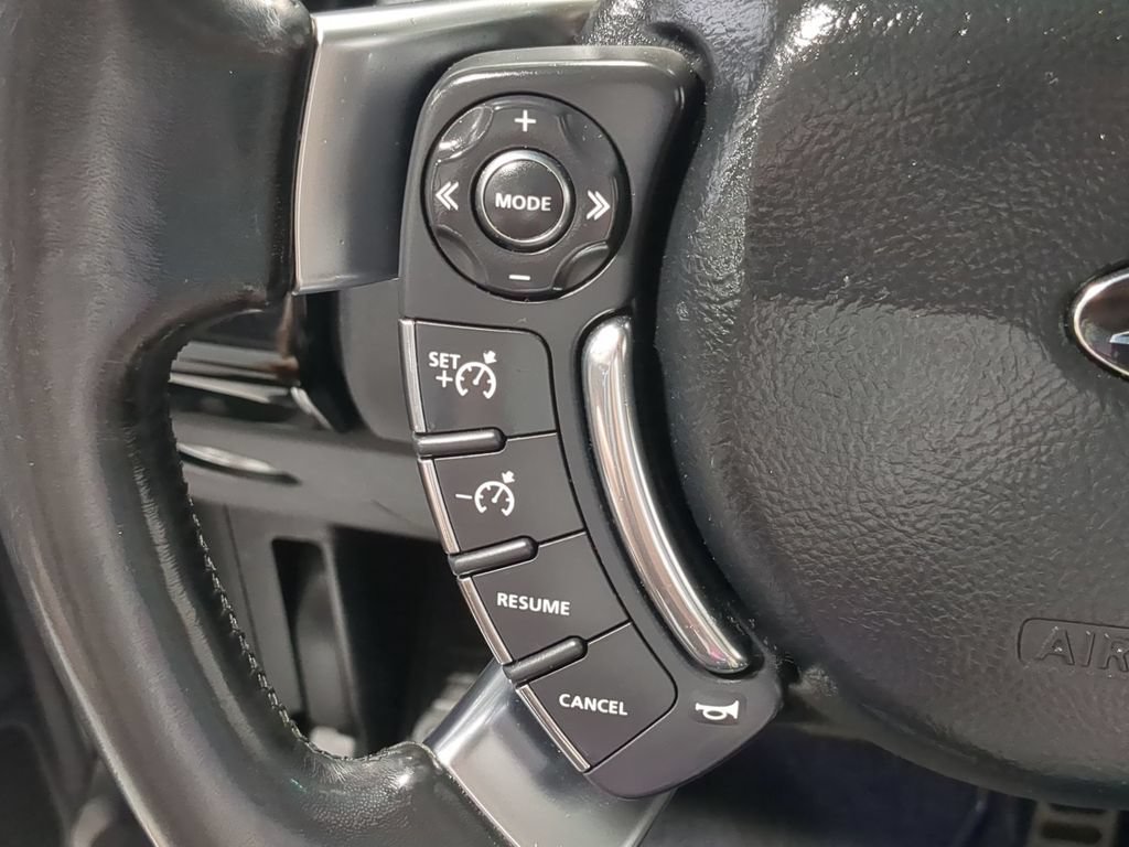 Used 2012 Land Rover Range Rover Supercharged AWD/4WD image 28