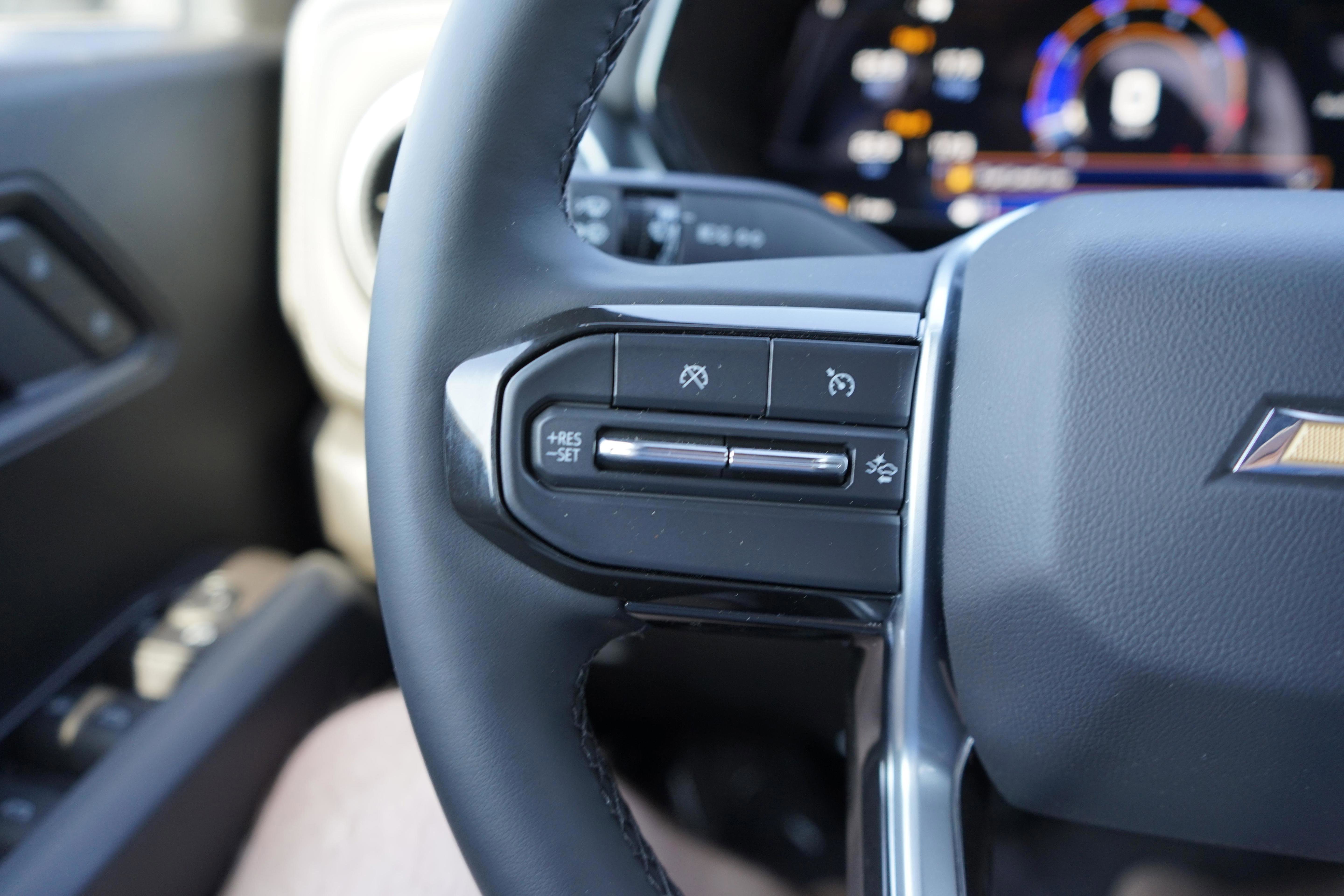 New 2025 Chevrolet Colorado LT w/ LT Convenience Package image 13