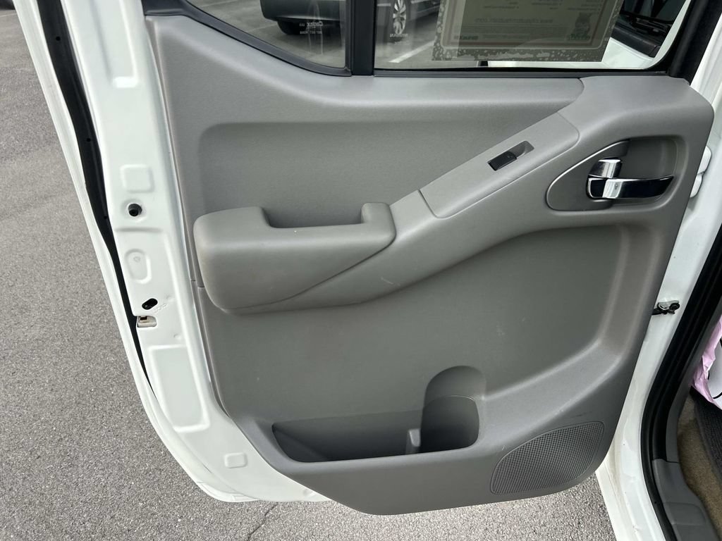 Used 2018 Nissan Frontier SV RWD image 25