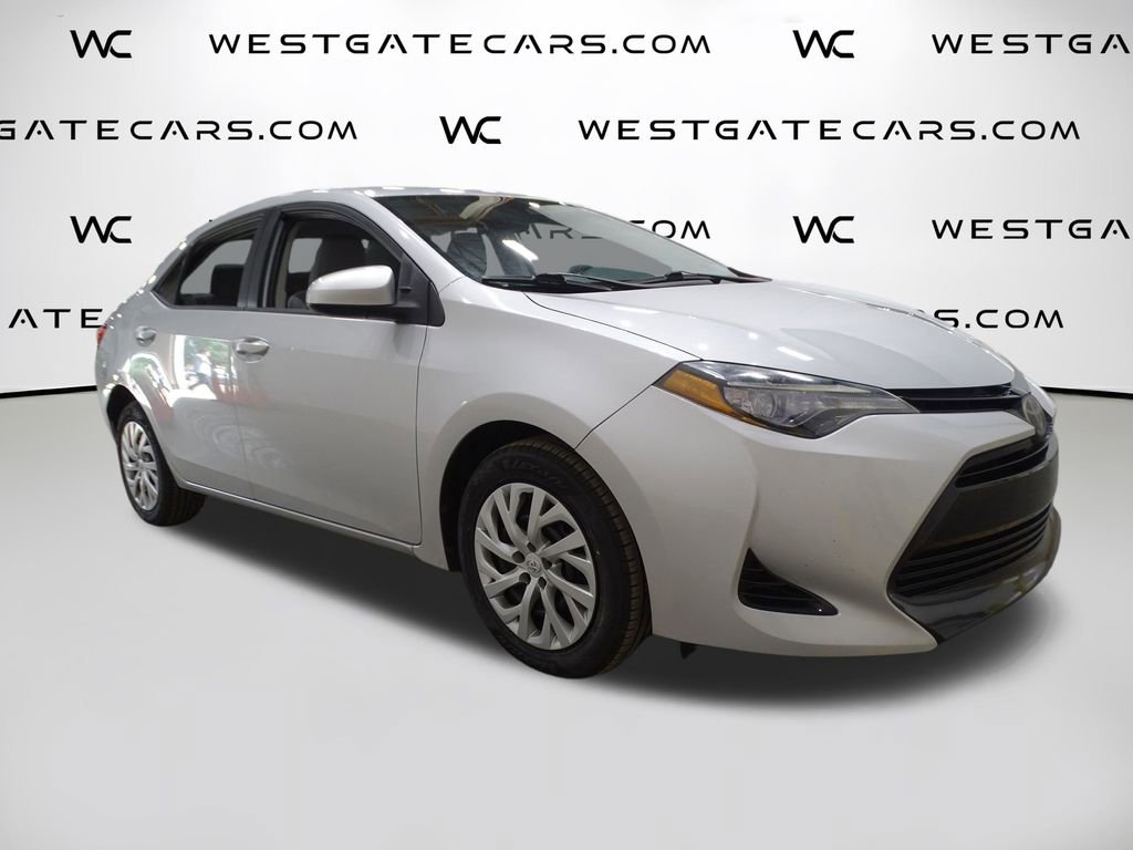 Used 2017 Toyota Corolla LE image 2