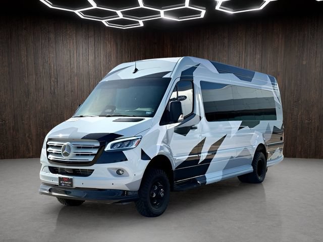 Used 2025 Mercedes-Benz Sprinter 3500 image 4