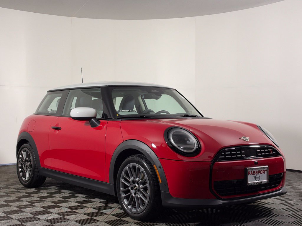 Used 2025 MINI Cooper S FWD image 3