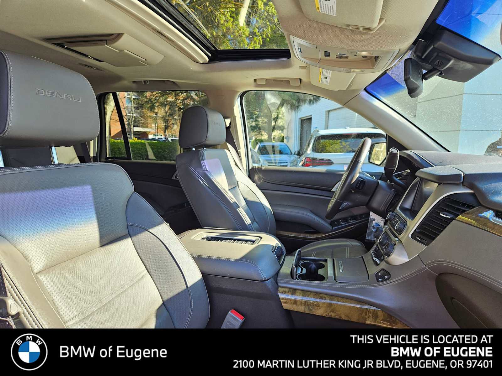 Used 2017 GMC Yukon Denali w/ Open Road Package image 10