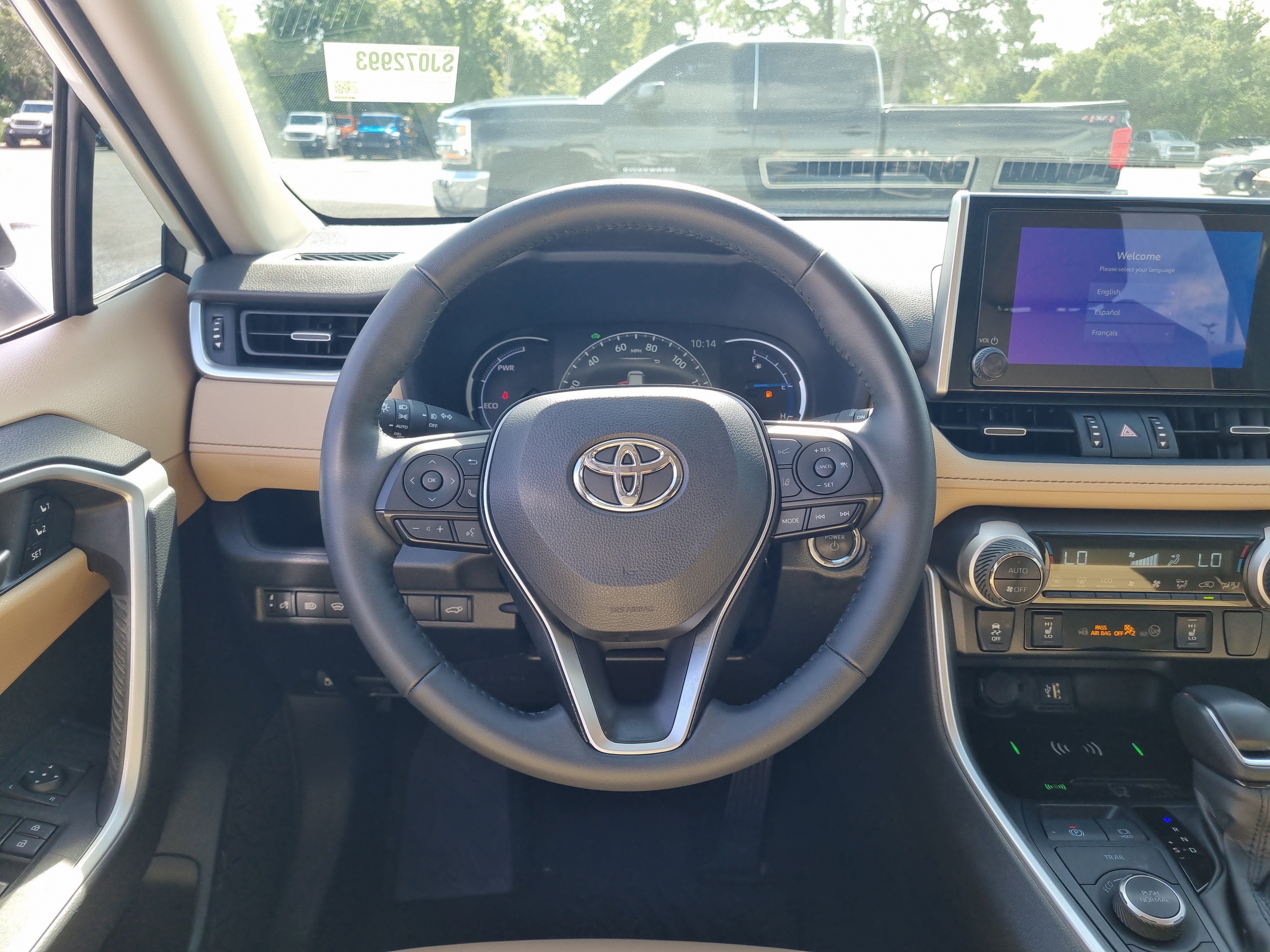 Used 2025 Toyota RAV4 XLE Premium w/ Weather Package AWD/4WD image 15