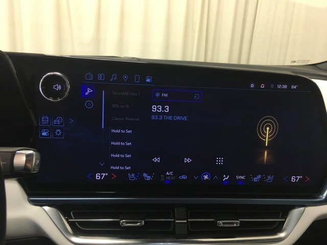 Used 2024 Chevrolet Equinox EV LT image 22