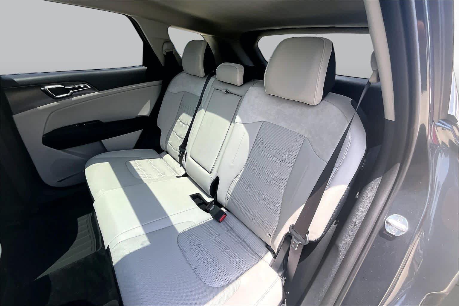 Certified 2026 Kia Sportage SX Prestige AWD/4WD image 19