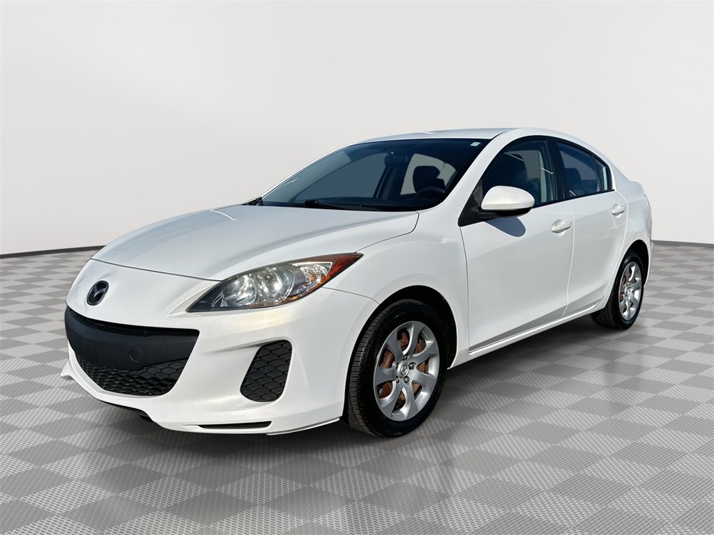 Used 2013 MAZDA MAZDA3 i SV w/ Convenience Pkg image 1