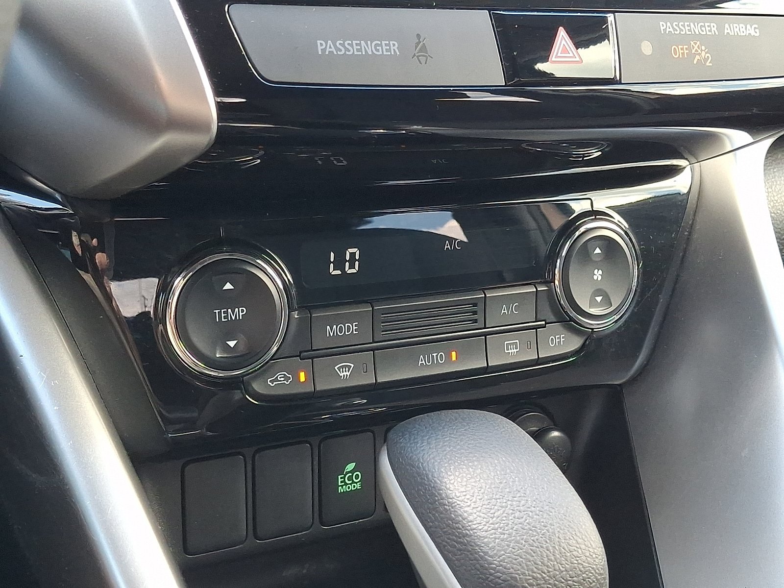 Used 2018 Mitsubishi Eclipse Cross LE AWD/4WD image 18