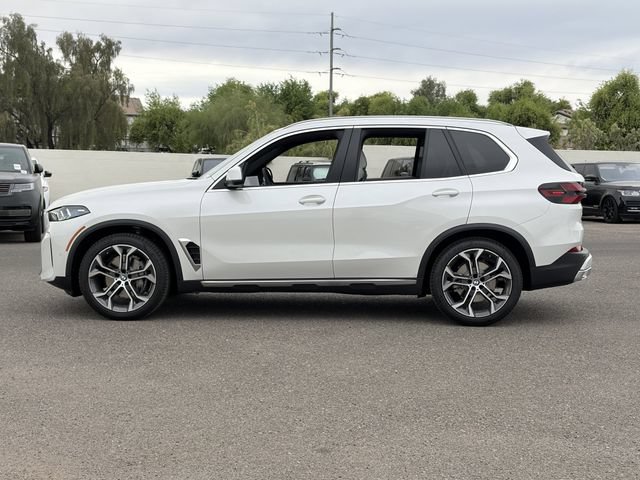 Used 2026 BMW X5 xDrive40i AWD/4WD image 9