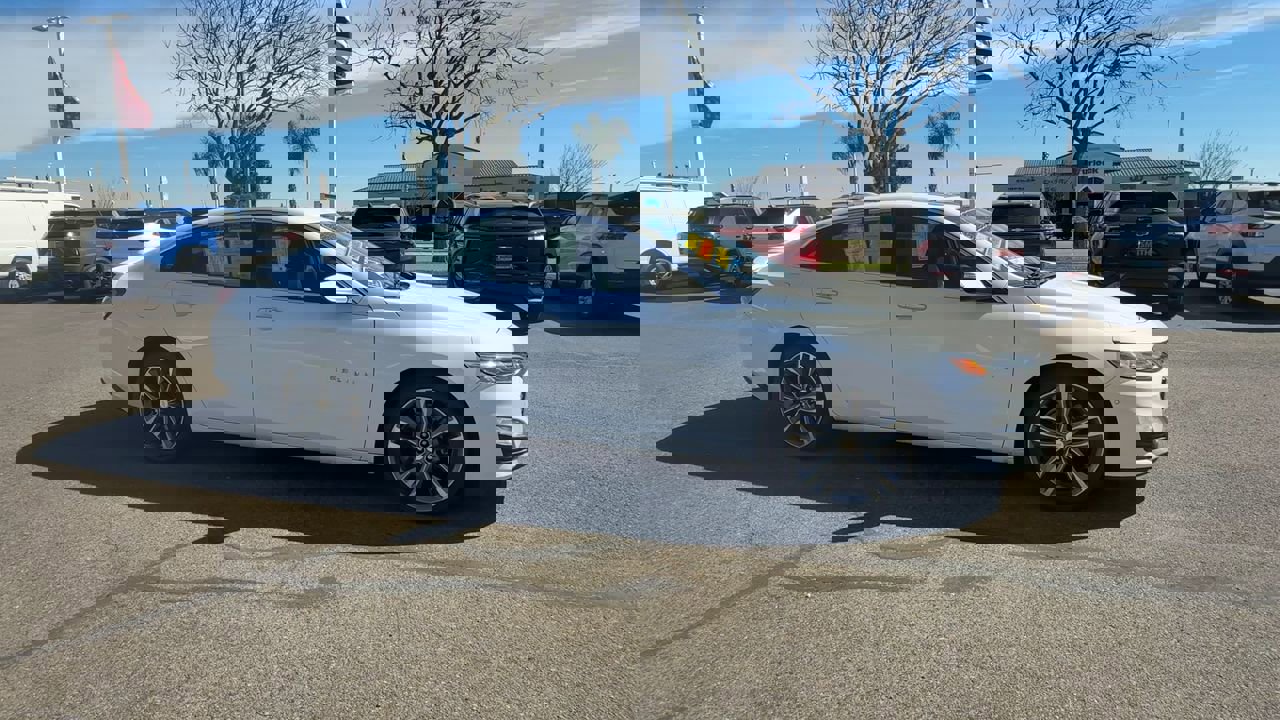 Used 2021 Chevrolet Malibu Premier image 8