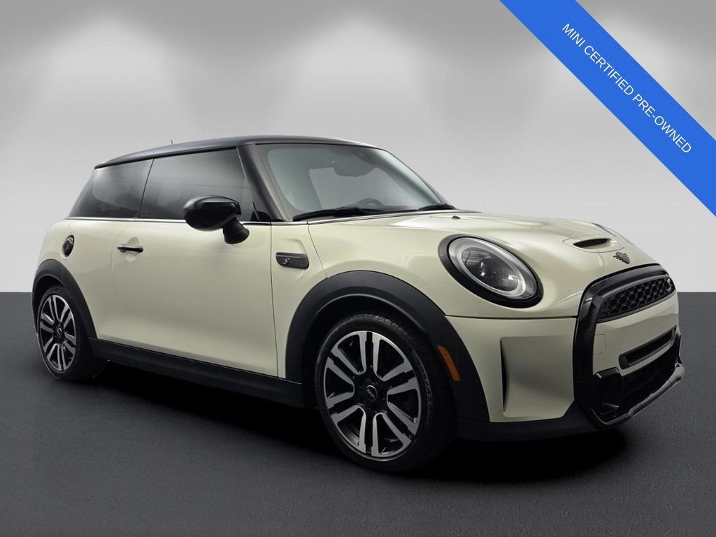 Used 2023 MINI Cooper S FWD image 1