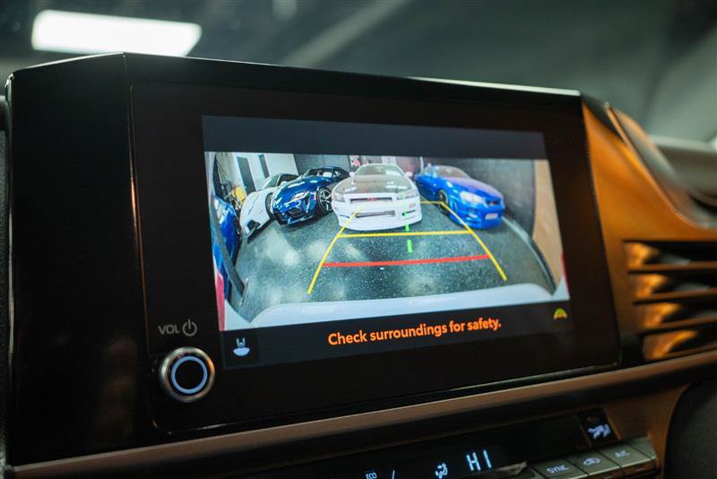 Used 2025 Toyota Camry LE image 27