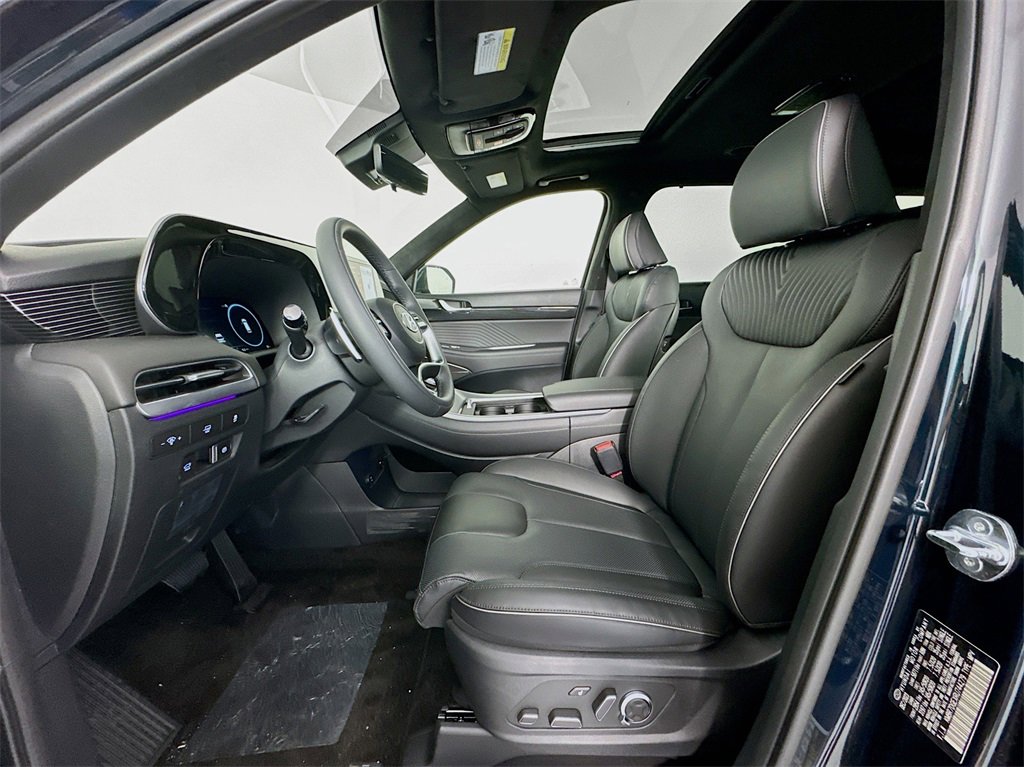 Used 2024 Hyundai Palisade Calligraphy image 22