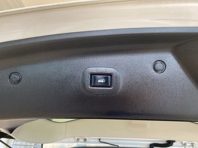 Used 2021 INFINITI QX80 Premium Select w/ Cargo Package AWD/4WD image 7
