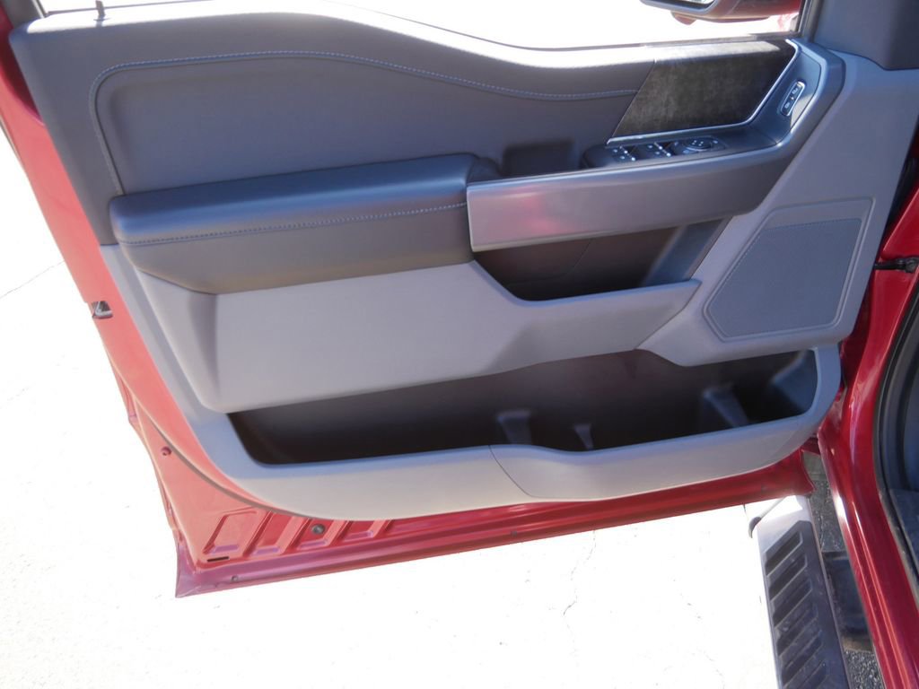 Used 2022 Ford F150 XLT w/ Equipment Group 302A High image 10