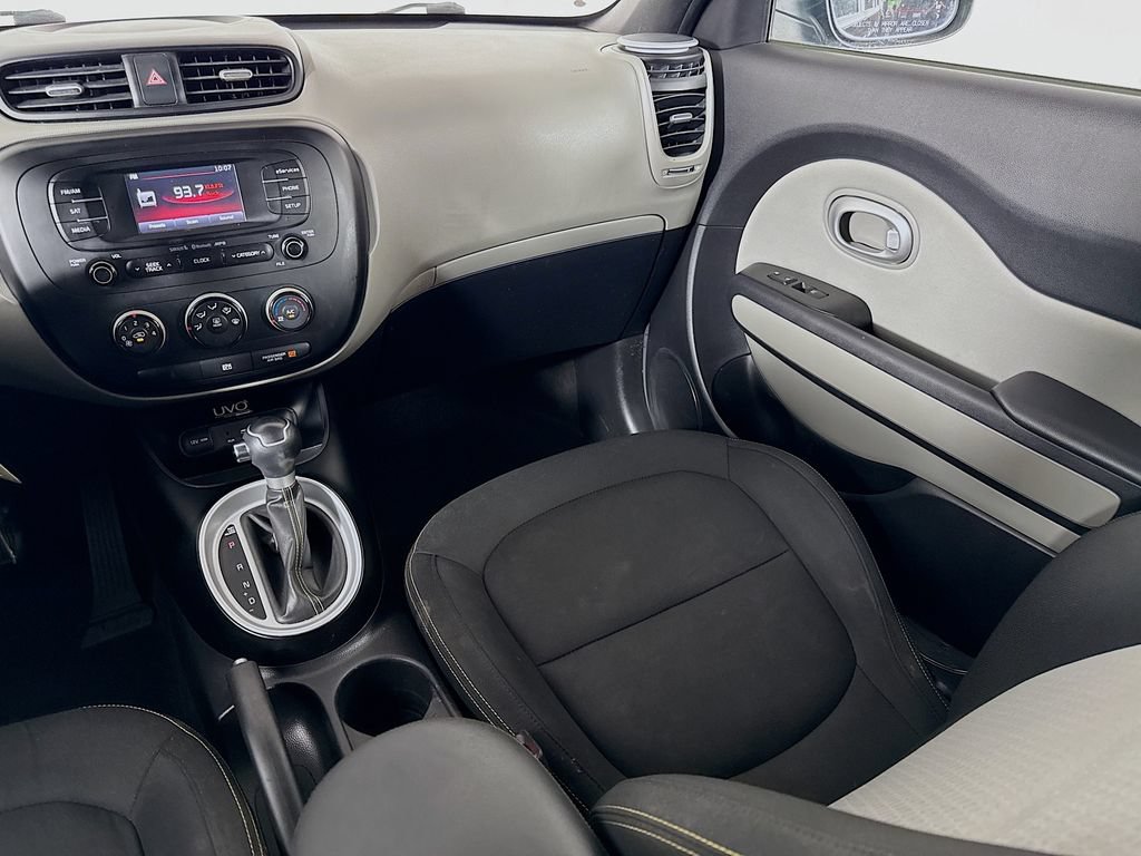 Used 2015 Kia Soul + FWD image 22