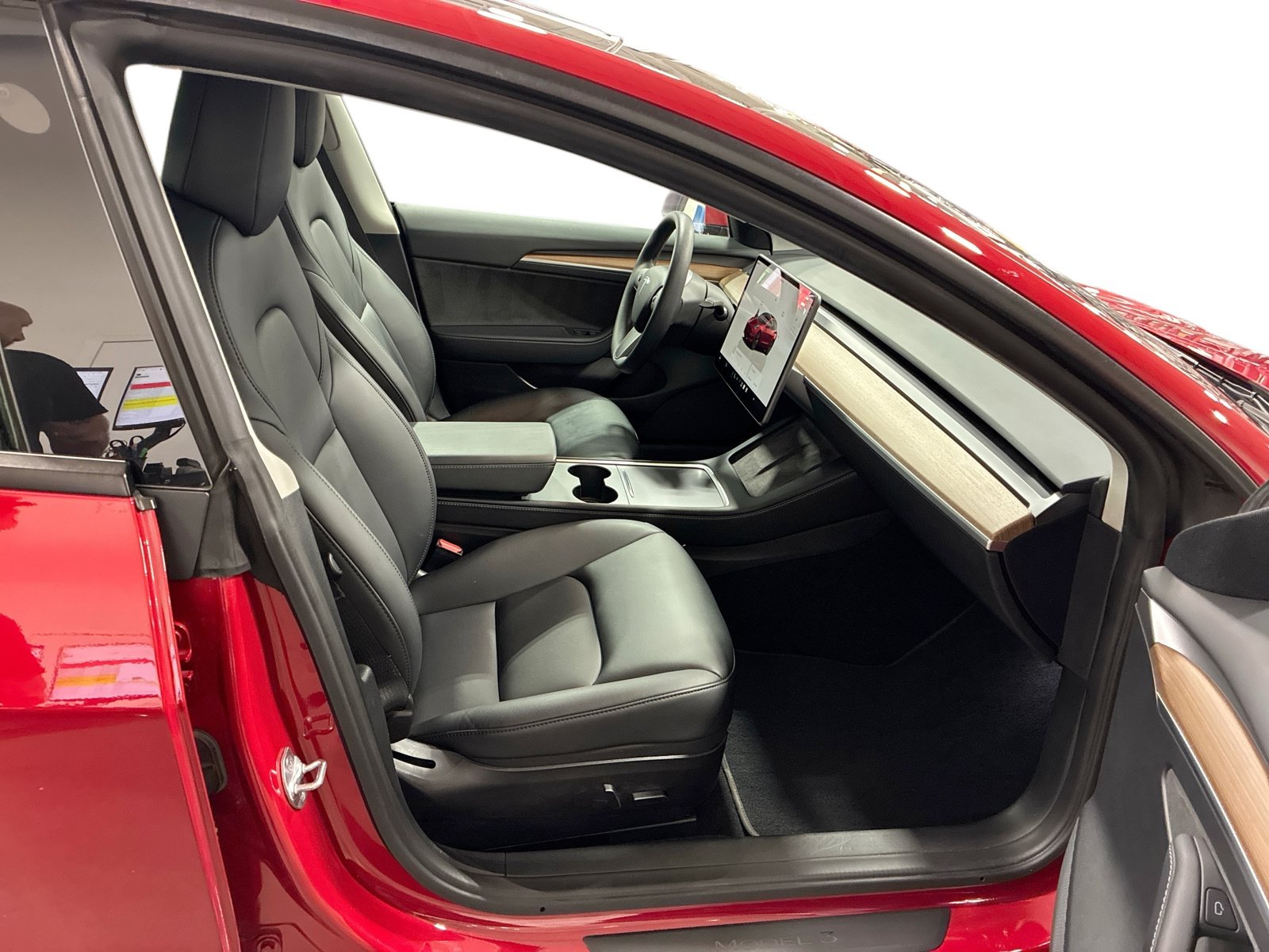 Certified 2022 Tesla Model 3 Long Range AWD/4WD image 13