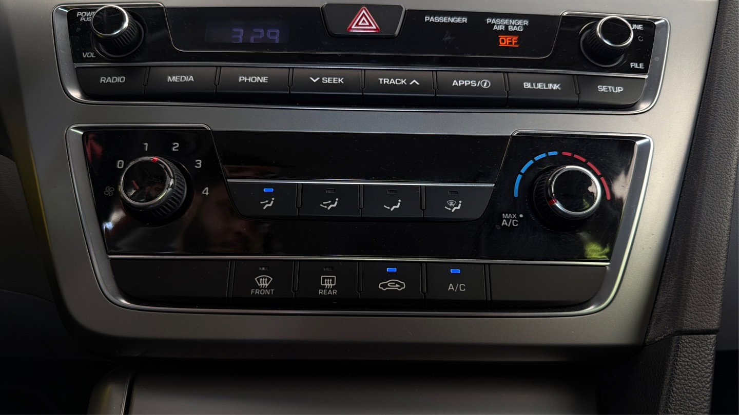 Used 2017 Hyundai Sonata SE FWD image 33