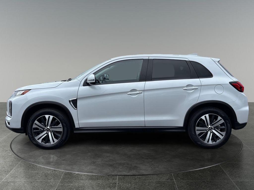 Used 2025 Mitsubishi Outlander Sport SE AWD/4WD image 5