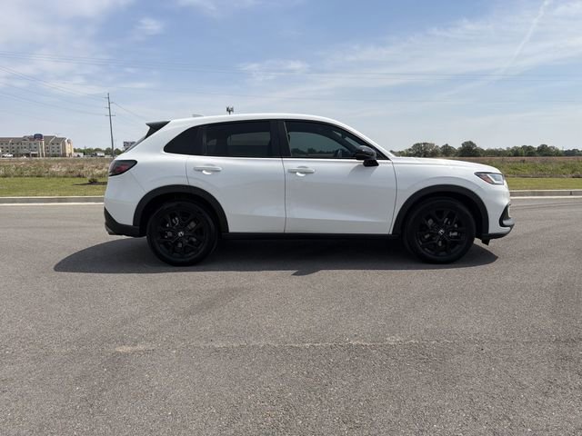 Certified 2025 Honda HR-V Sport image 6