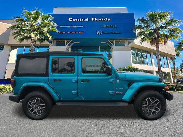Certified 2024 Jeep Wrangler Unlimited Sahara w/ Technology Group AWD/4WD image 4