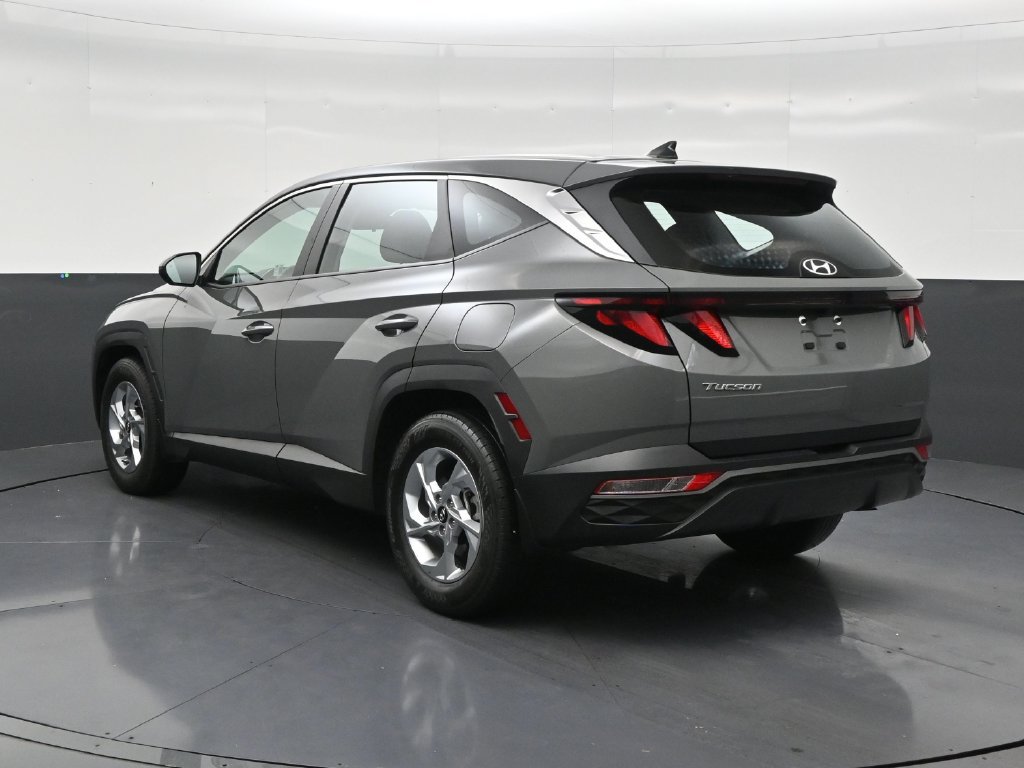 Used 2024 Hyundai Tucson SE FWD image 3