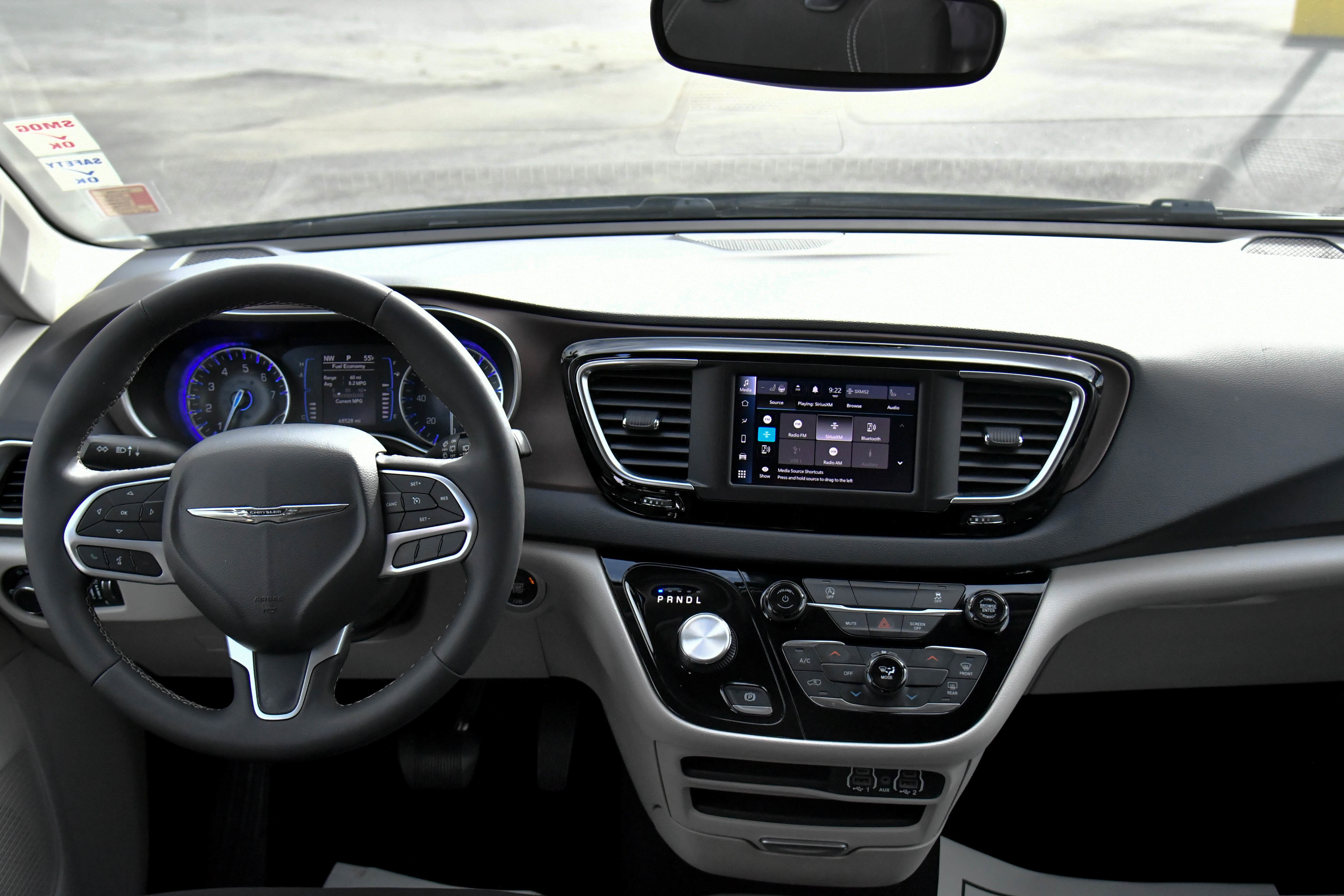Used 2023 Chrysler Voyager LX FWD image 39