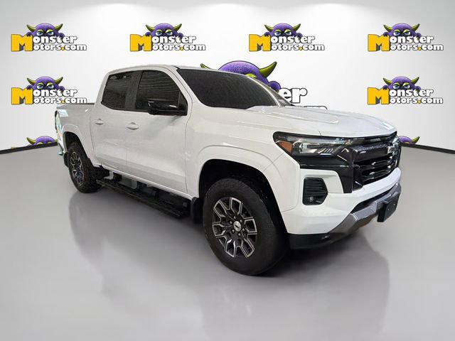 Used 2024 Chevrolet Colorado Z71 w/ Z71 Convenience Package 2 AWD/4WD image 3