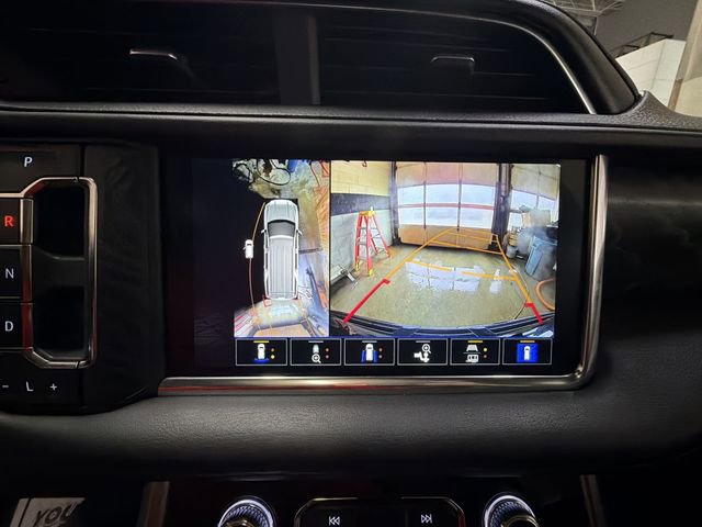 Used 2022 GMC Yukon XL Denali image 17