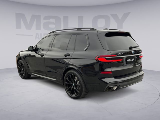 Used 2026 BMW X7 xDrive40i w/ M Sport Package image 3