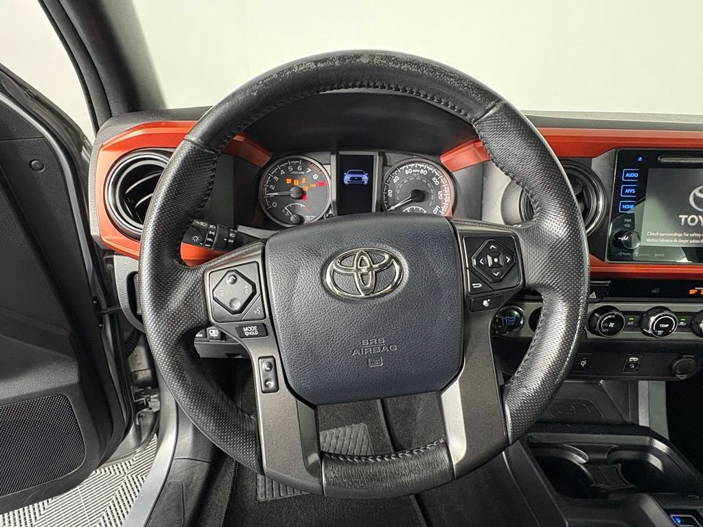 Used 2017 Toyota Tacoma TRD Off-Road w/ Tow Package (A/T) AWD/4WD image 2
