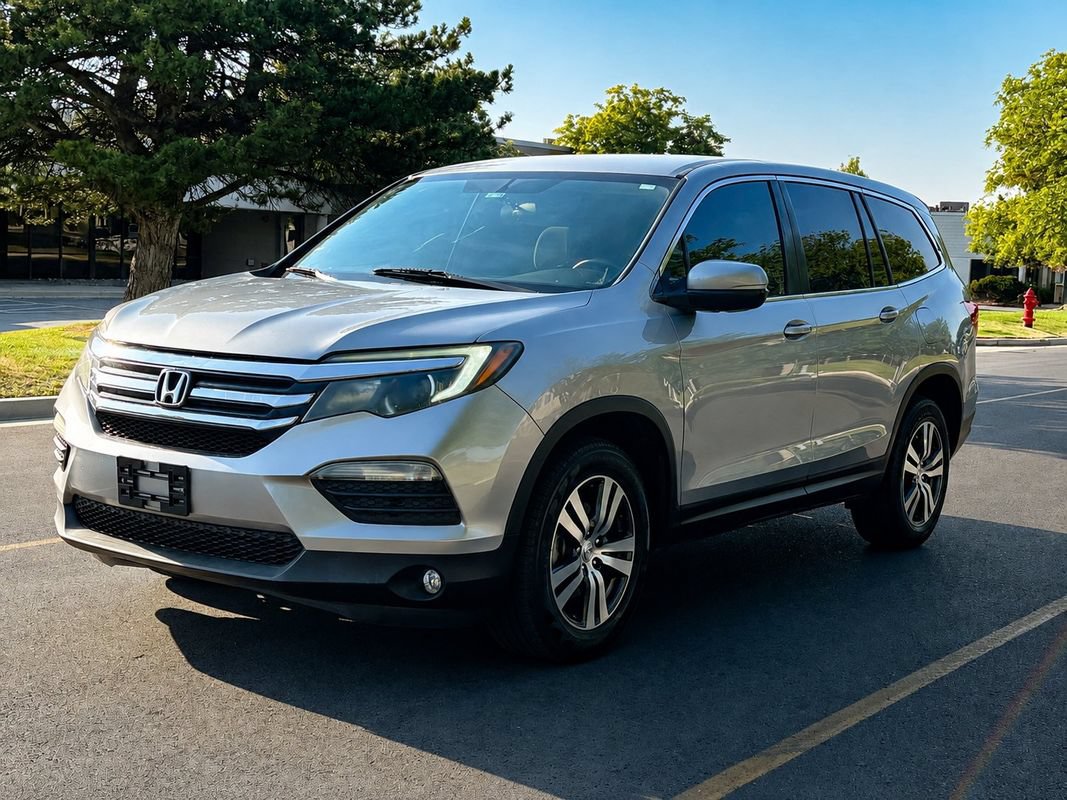 Used 2016 Honda Pilot EX image 1