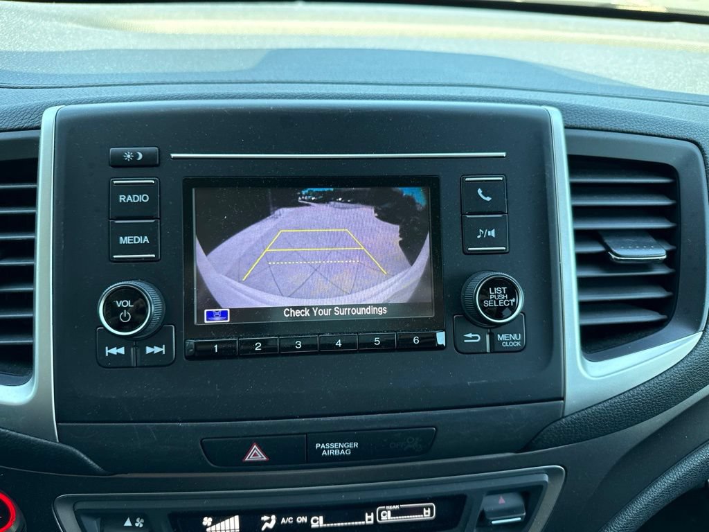 Used 2019 Honda Pilot LX image 19